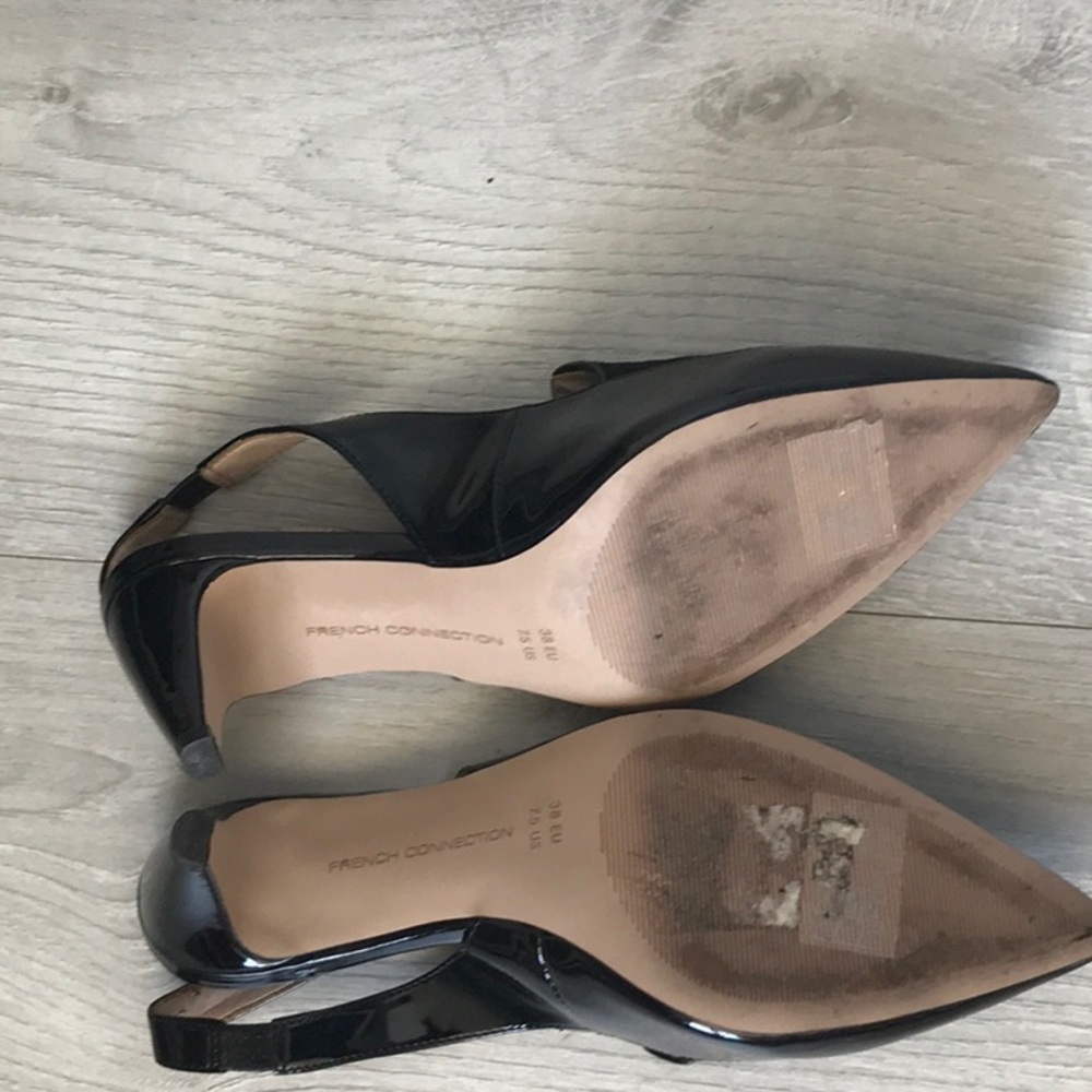 Shoes - Picture 5 of 6